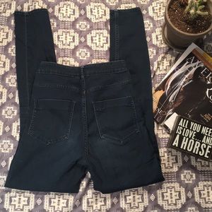 ⚡️BOGO⚡️🌲CUTE Skinny Jeans🌲 by Divided